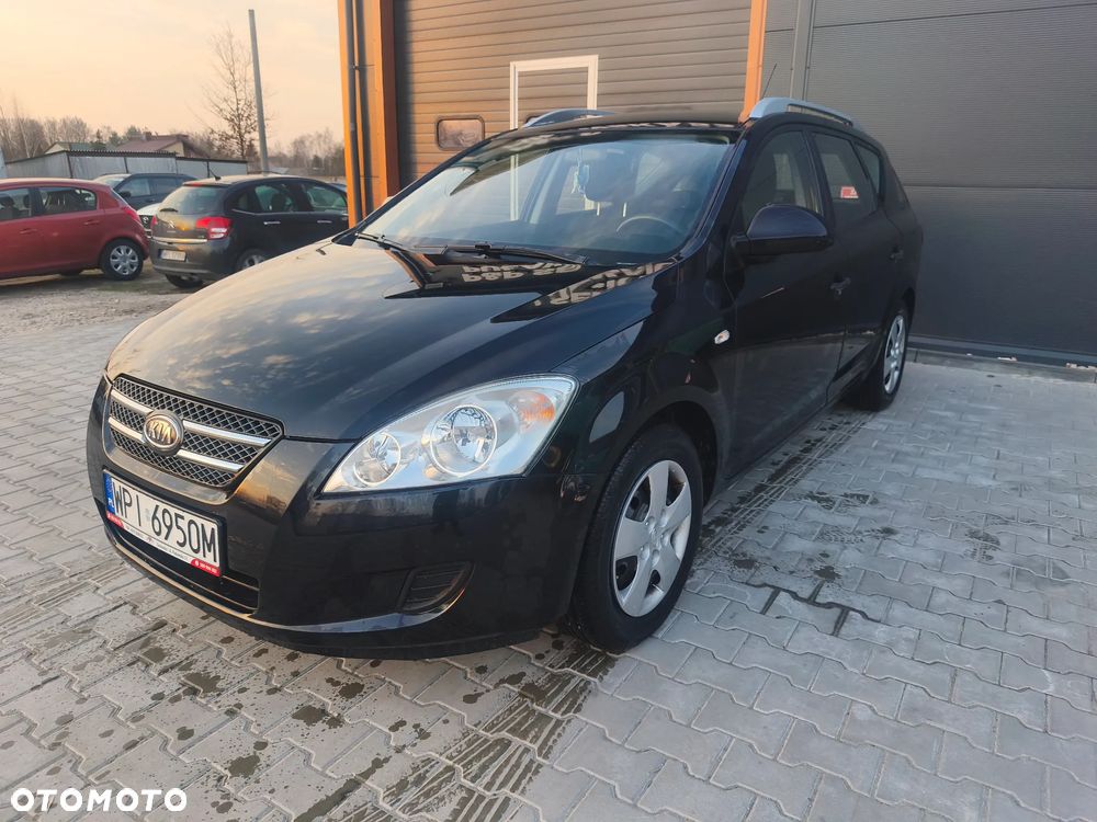 Kia Ceed 1.4 CVVT LX - 1