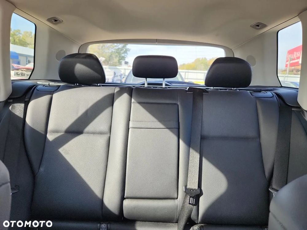 Mercedes-Benz GLK - 10