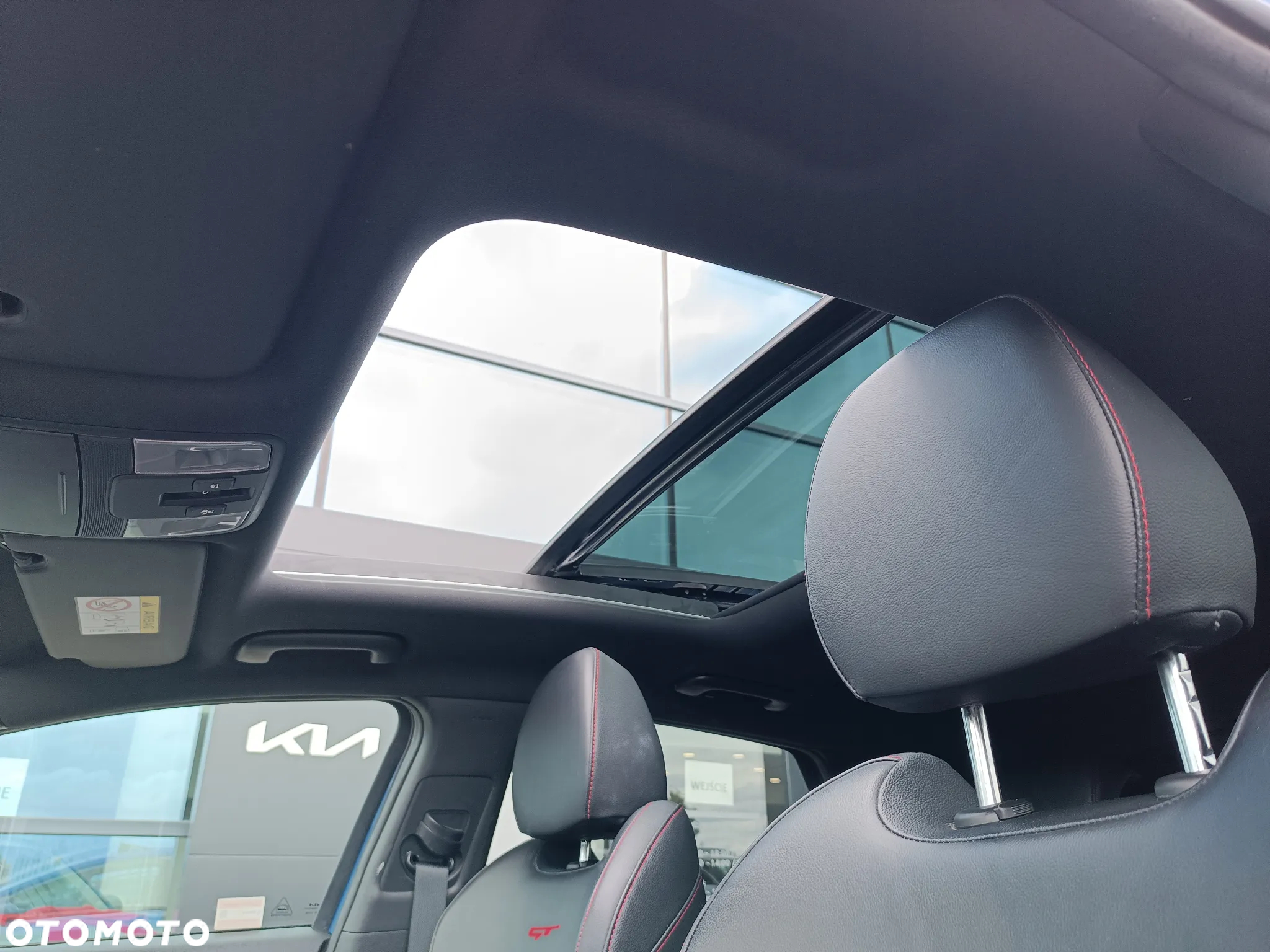 Kia ProCeed 1.6 T-GDI GT DCT - 25