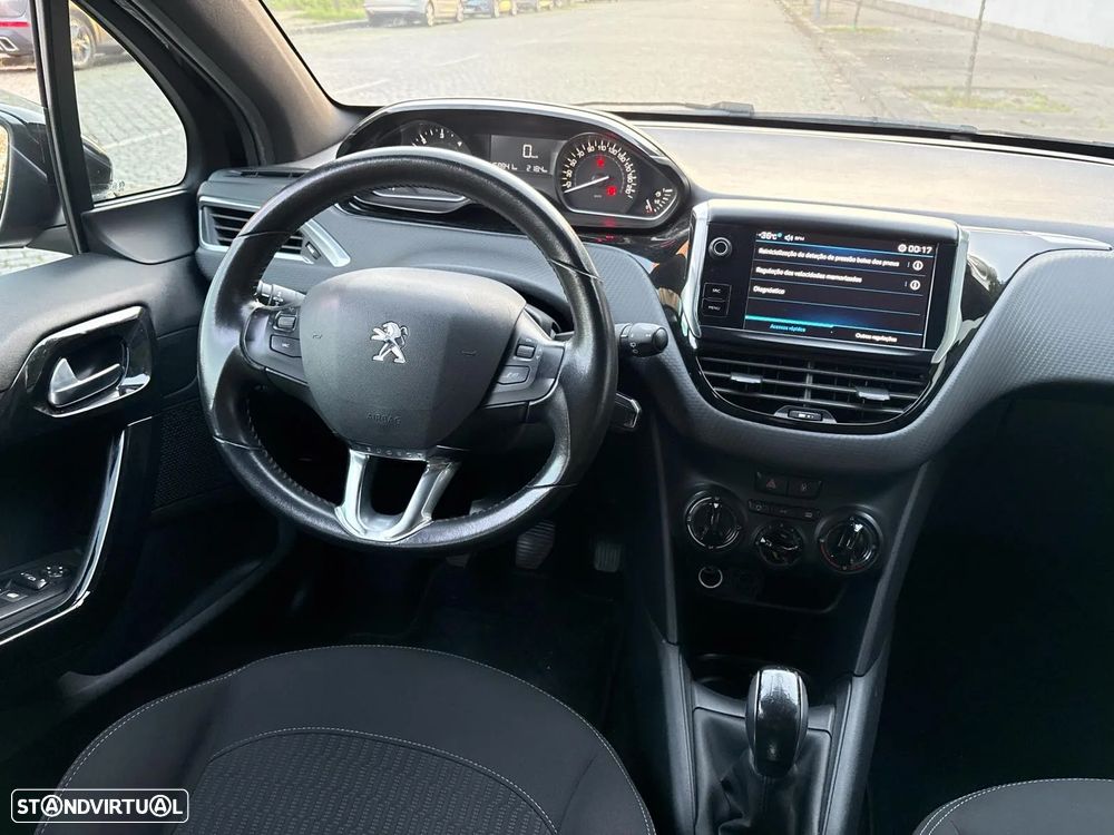 Peugeot 208 1.6 BlueHDi Style - 17
