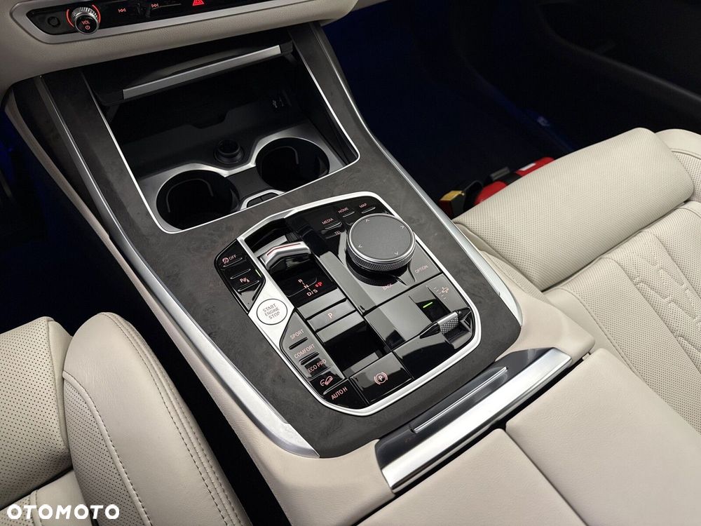 BMW X7 - 17