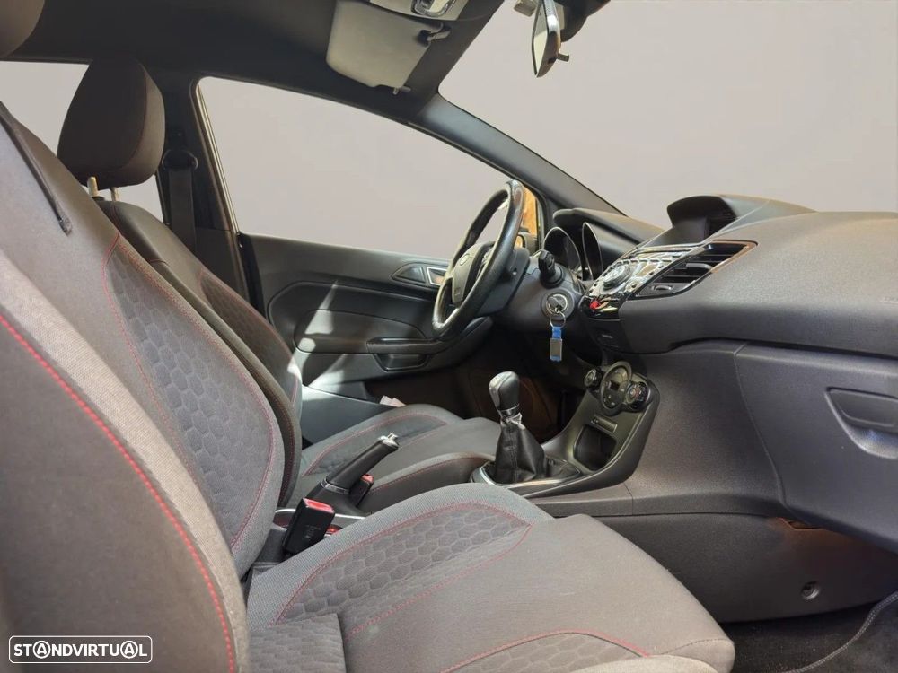 Ford Fiesta 1.0 EcoBoost ST-Line - 21