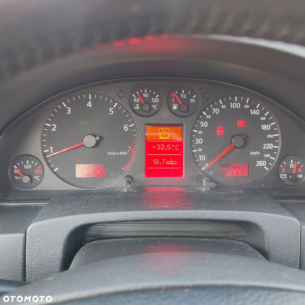 Audi A6 Avant 1.8T - 15