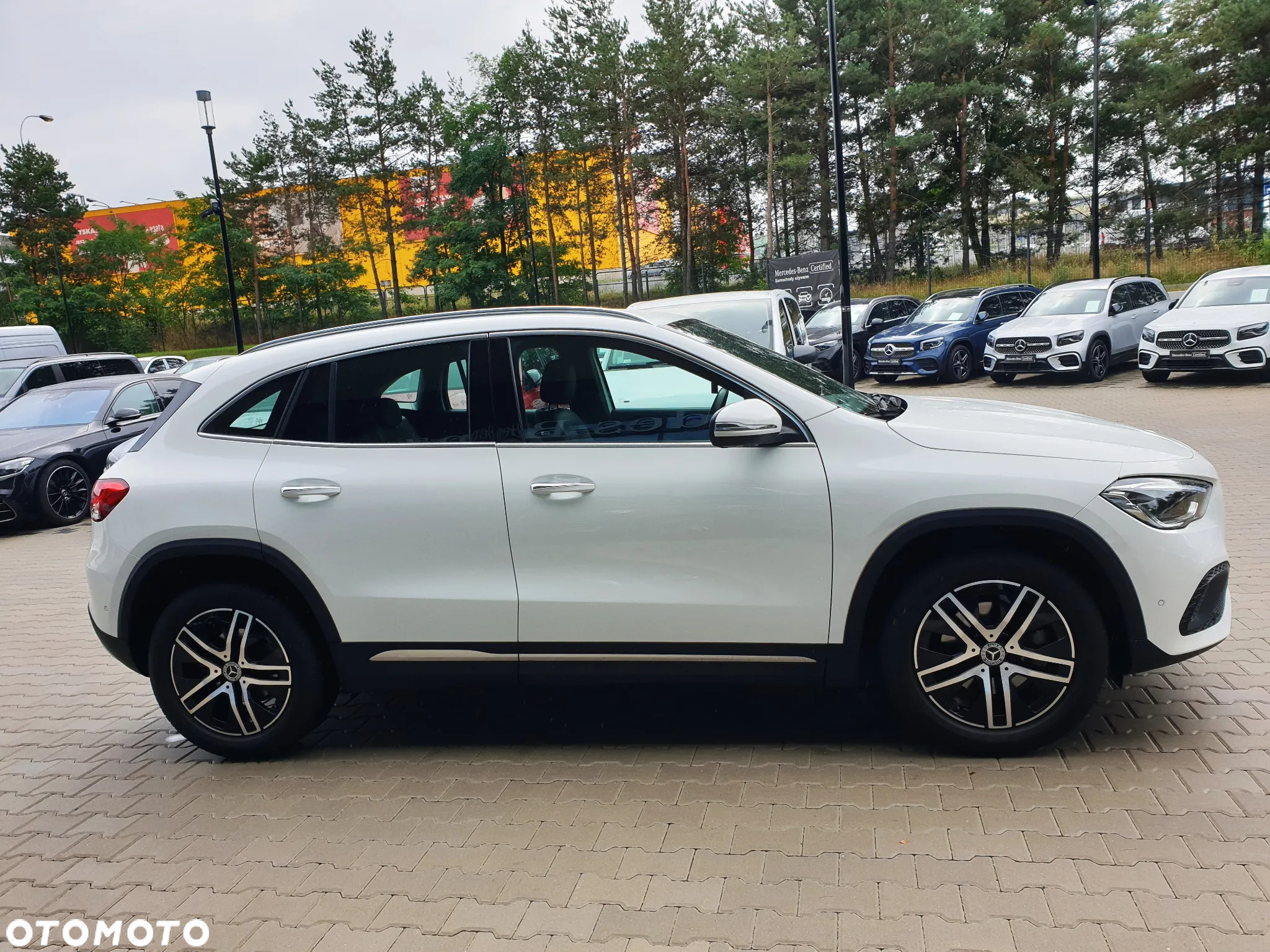 Mercedes-Benz GLA 200 Progressive - 5