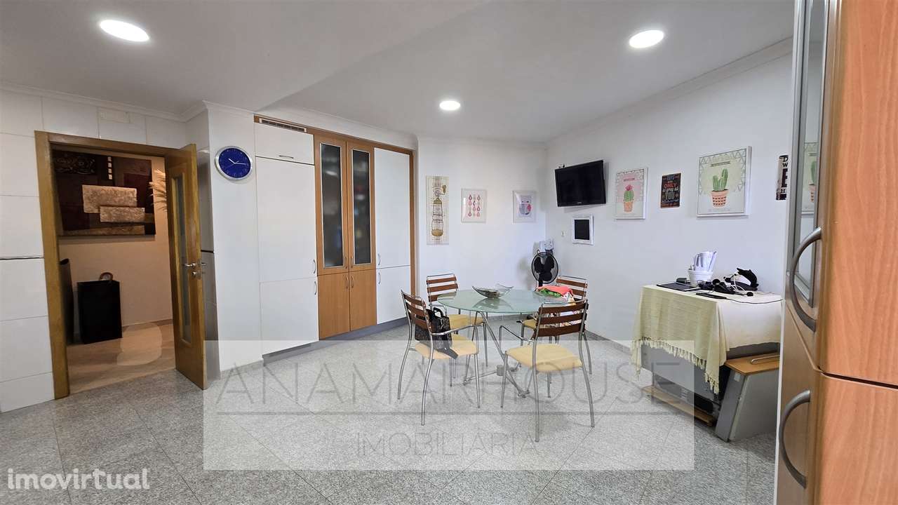 T3 Colinas Do Cruzeiro com 2 Garagens box - Grande imagem: 5/27