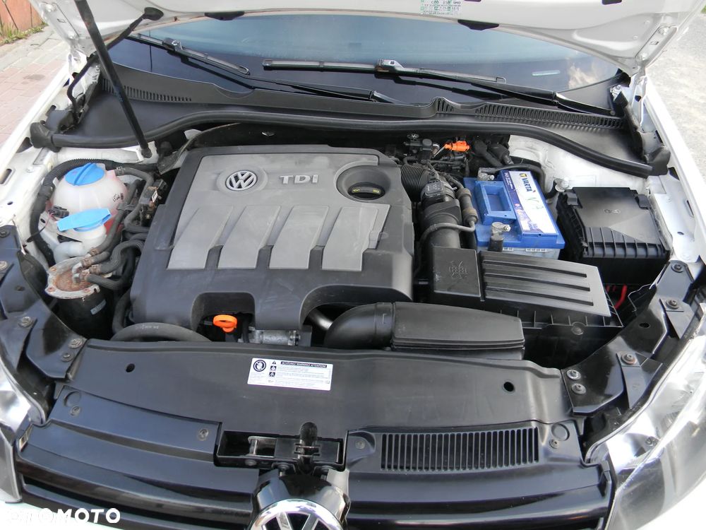 Volkswagen Passat 2.0 TDI 4Motion BlueMotion Technol Comfortline - 33