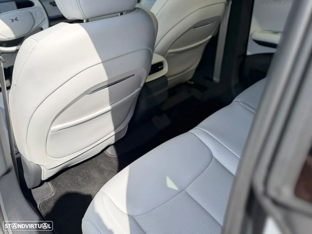 Xpeng G6 68.5 kWh Standard Range - 6
