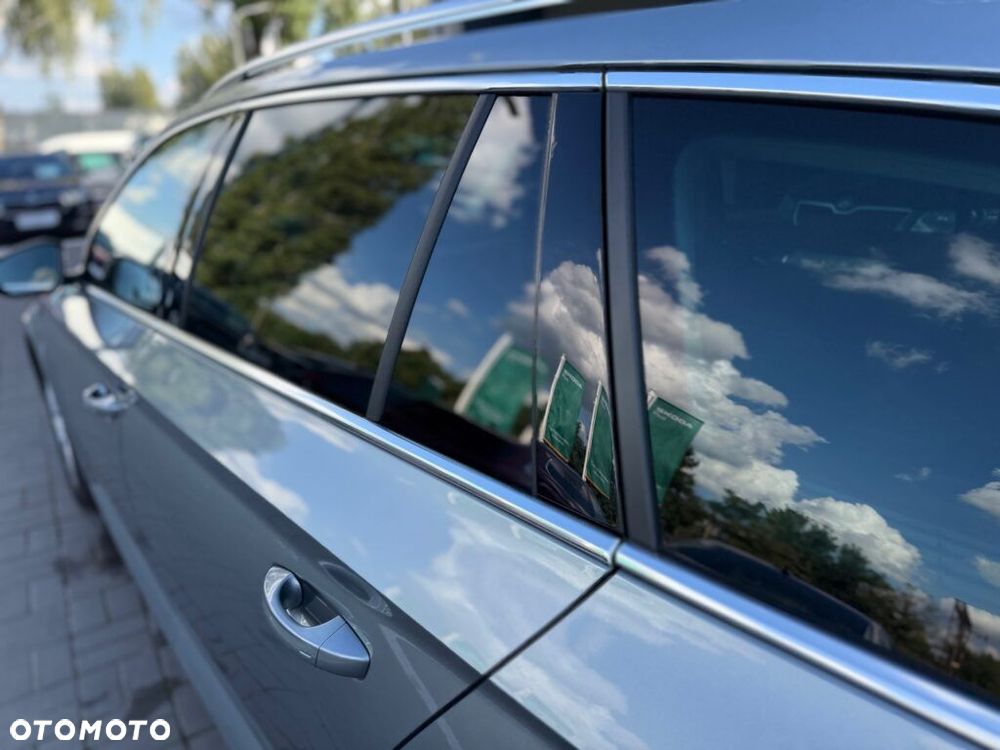 Skoda Superb 1.5 TSI Ambition DSG - 9