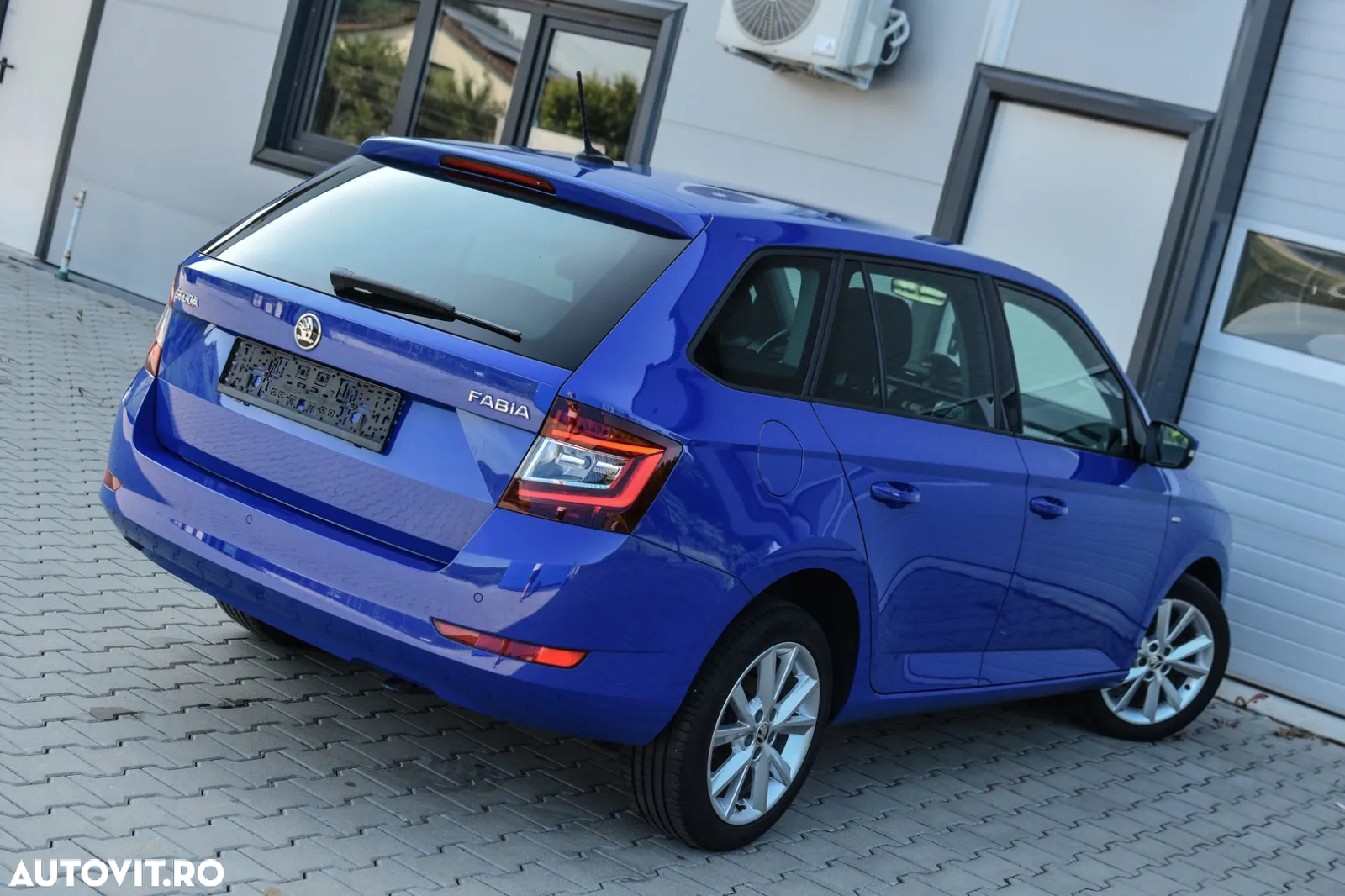Skoda Fabia 1.0 TSI Clever - 8