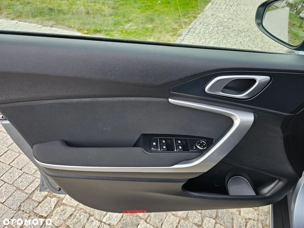 Kia XCeed 1.4 T-GDI L Business Line - 21