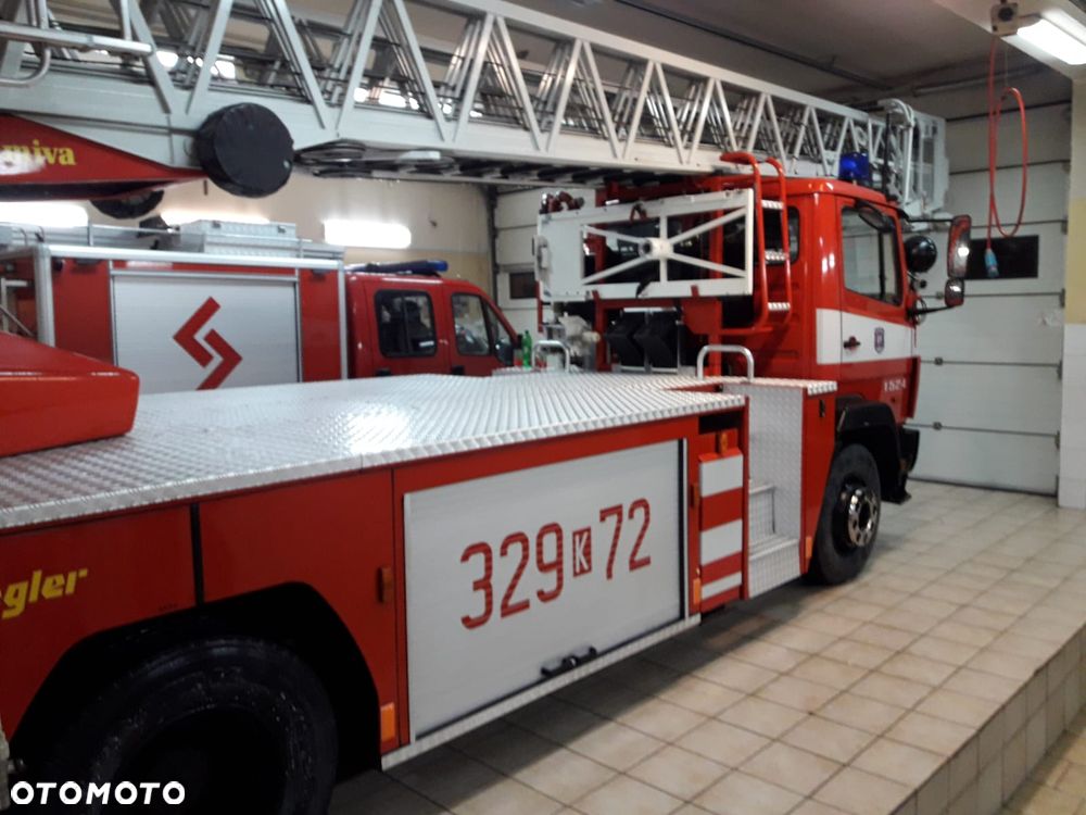 Mercedes-Benz Drabina Straż SD-32, Mercedes 1524 - 2