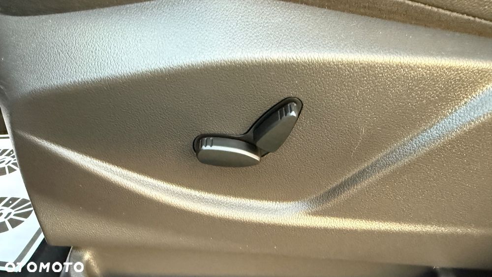 Ford C-MAX 1.0 EcoBoost Titanium ASS - 22