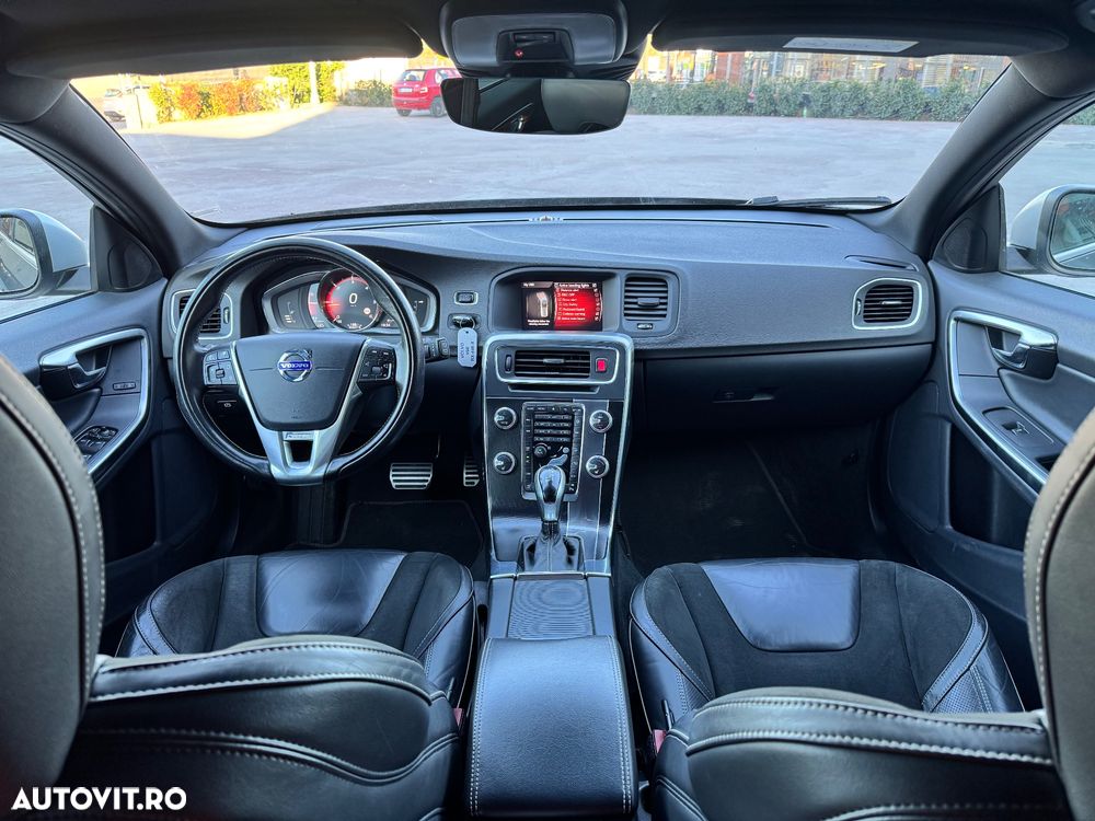 Volvo V60 D4 Geartronic R-Design - 5