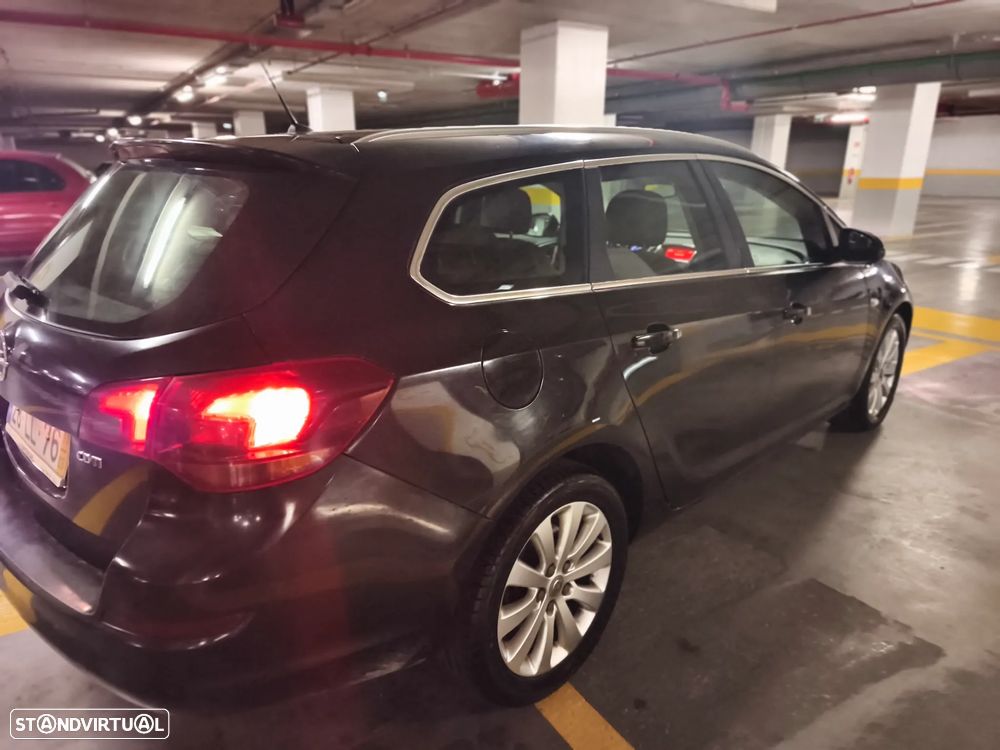 Opel Astra Sports Tourer 1.7 CDTi Cosmo - 38