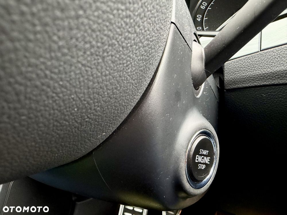 Skoda Superb 2.0 TDI Ambition - 27