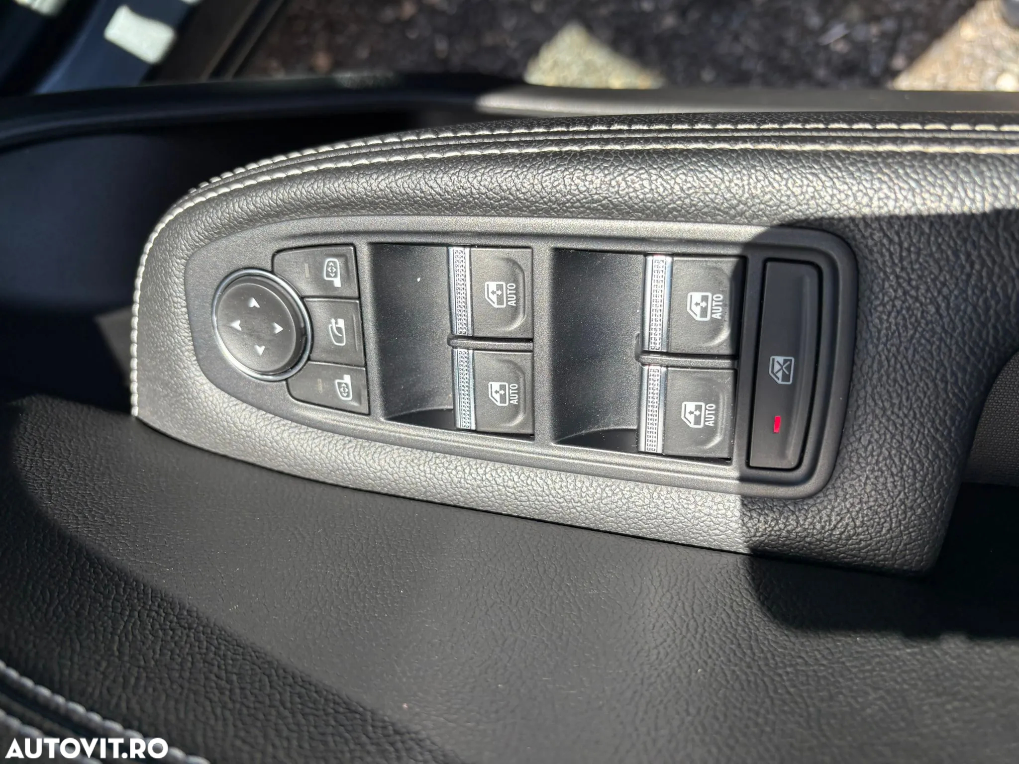 Renault Arkana E-TECH Hybrid Zen - 12