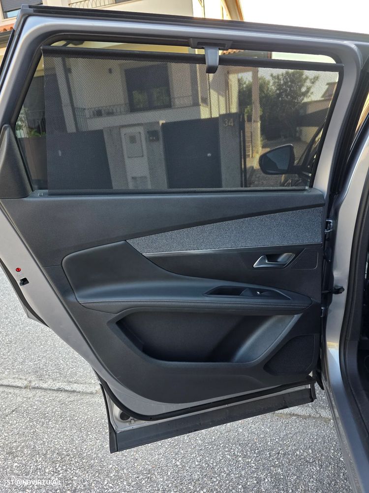 Peugeot 5008 BlueHDI 130 EAT8 Allure Pack - 15