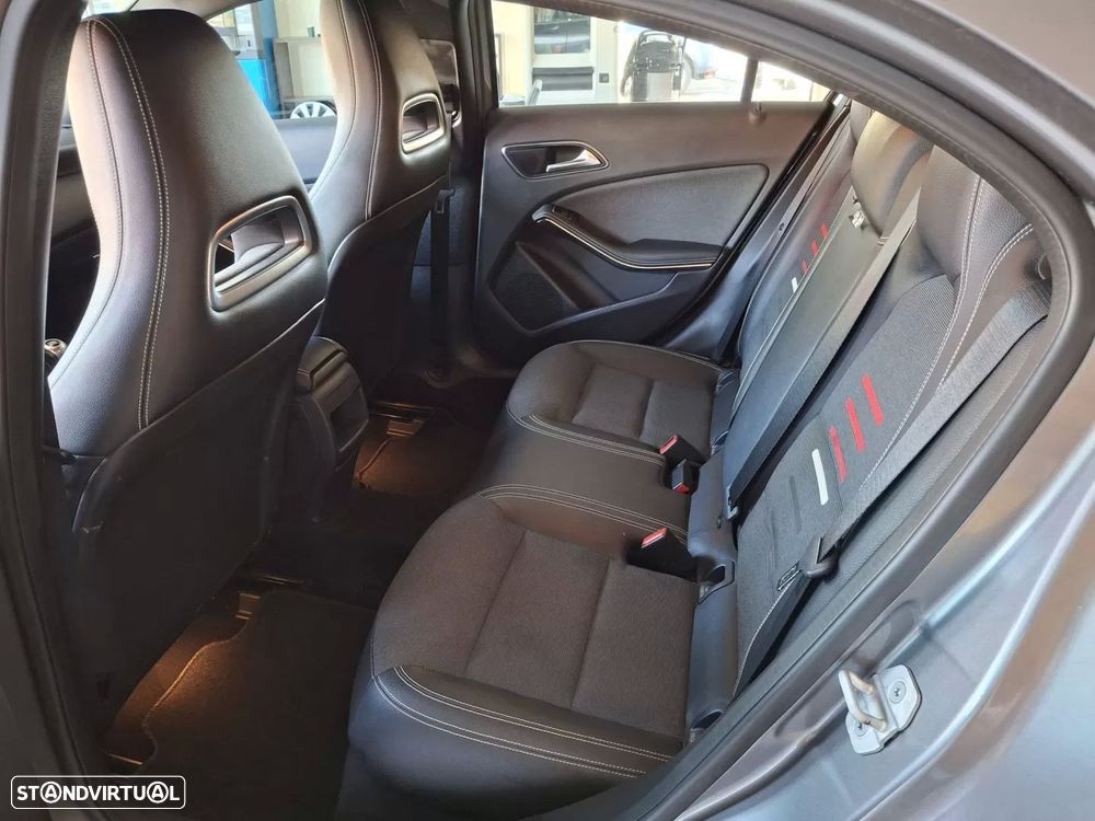 Mercedes-Benz A 180 d Urban - 19