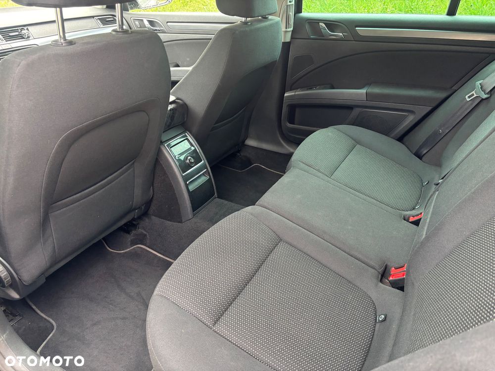 Skoda Superb 2.0 TDI Ambition - 6