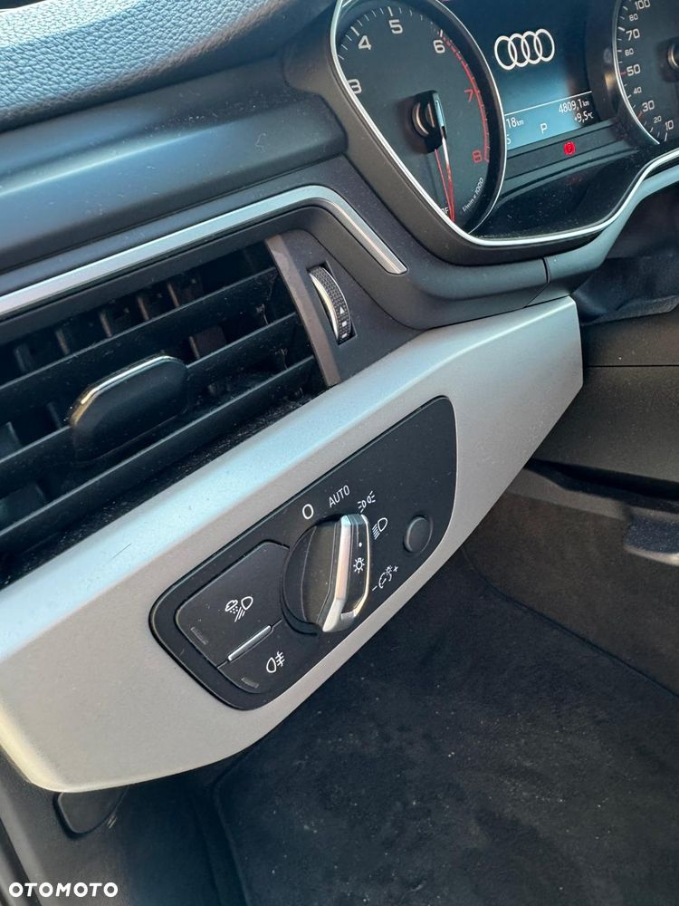 Audi A4 Limousine - 17