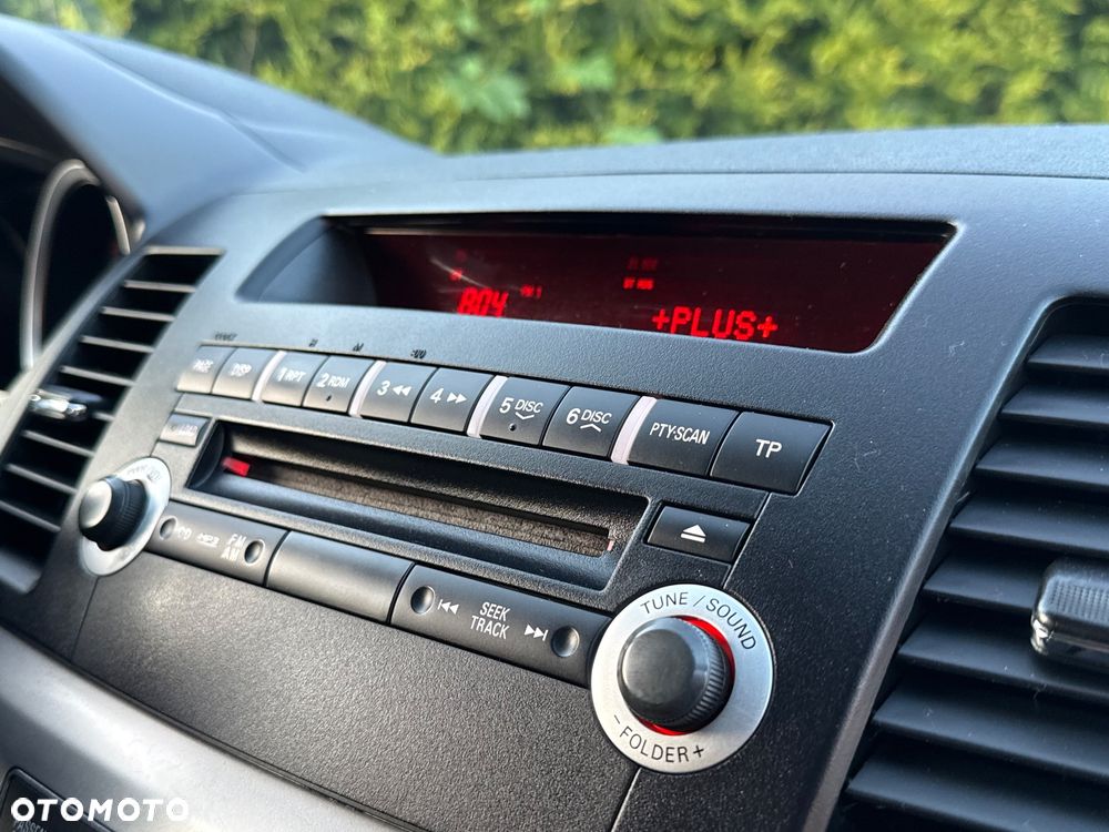 Mitsubishi Lancer 1.8 Intense - 20