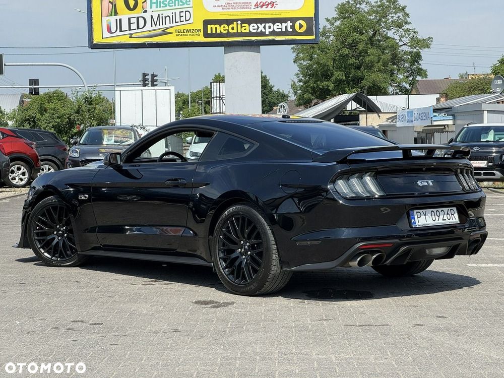 Ford Mustang - 6