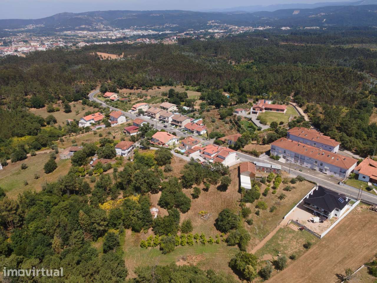 Terreno para construção - Grande imagem: 2/20