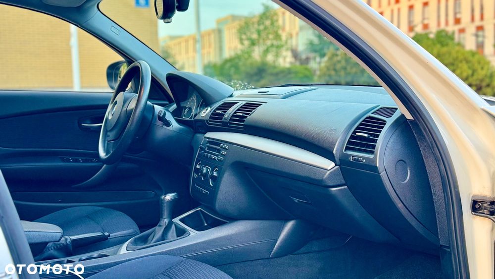 BMW Seria 1 116i - 18