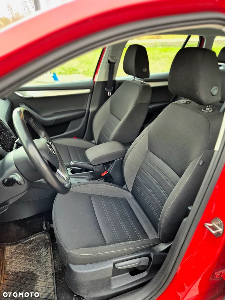 Skoda Octavia 1.6 TDI SCR Ambition - 11