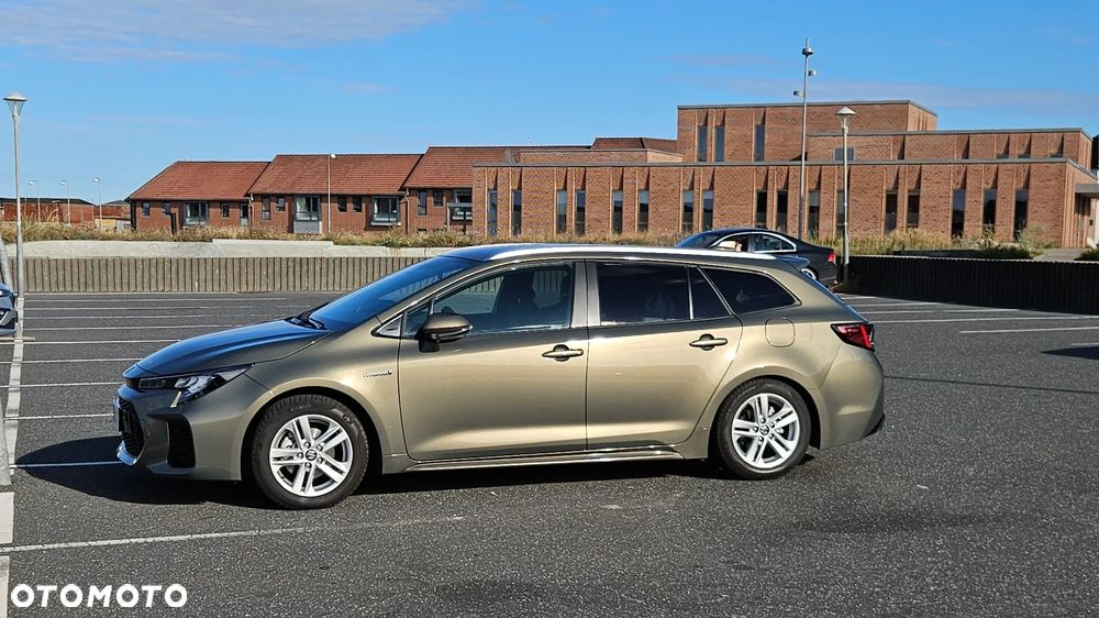 Suzuki Swace 1.8 Hybrid Premium Plus CVT - 3