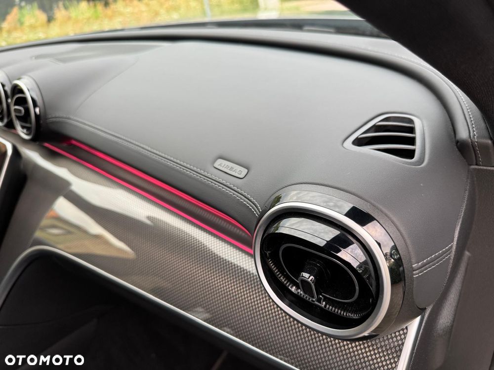 Mercedes-Benz Klasa C 300 de 4Matic 9G-TRONIC Edition AMG Line - 33