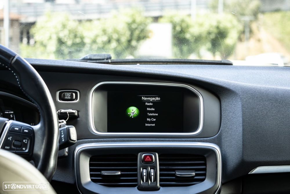 Volvo V40 1.6 D2 Momentum - 44