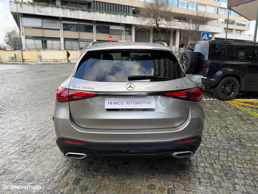 Mercedes-Benz GLC 300 e 4Matic - 4