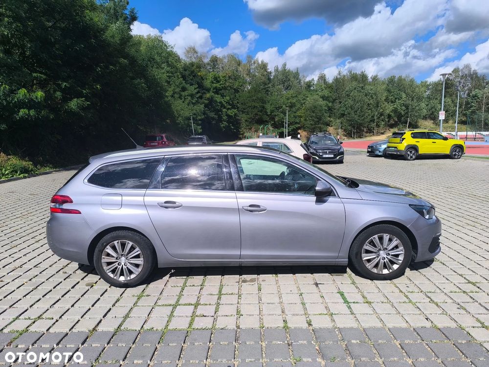 Peugeot 308 - 5