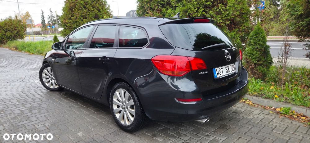 Opel Astra 2.0 CDTI DPF Automatik Design Edition - 9