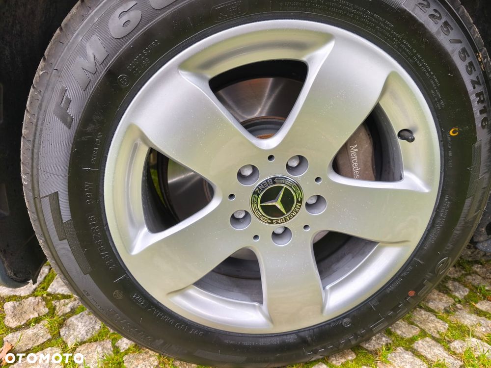 Mercedes-Benz Klasa E - 14
