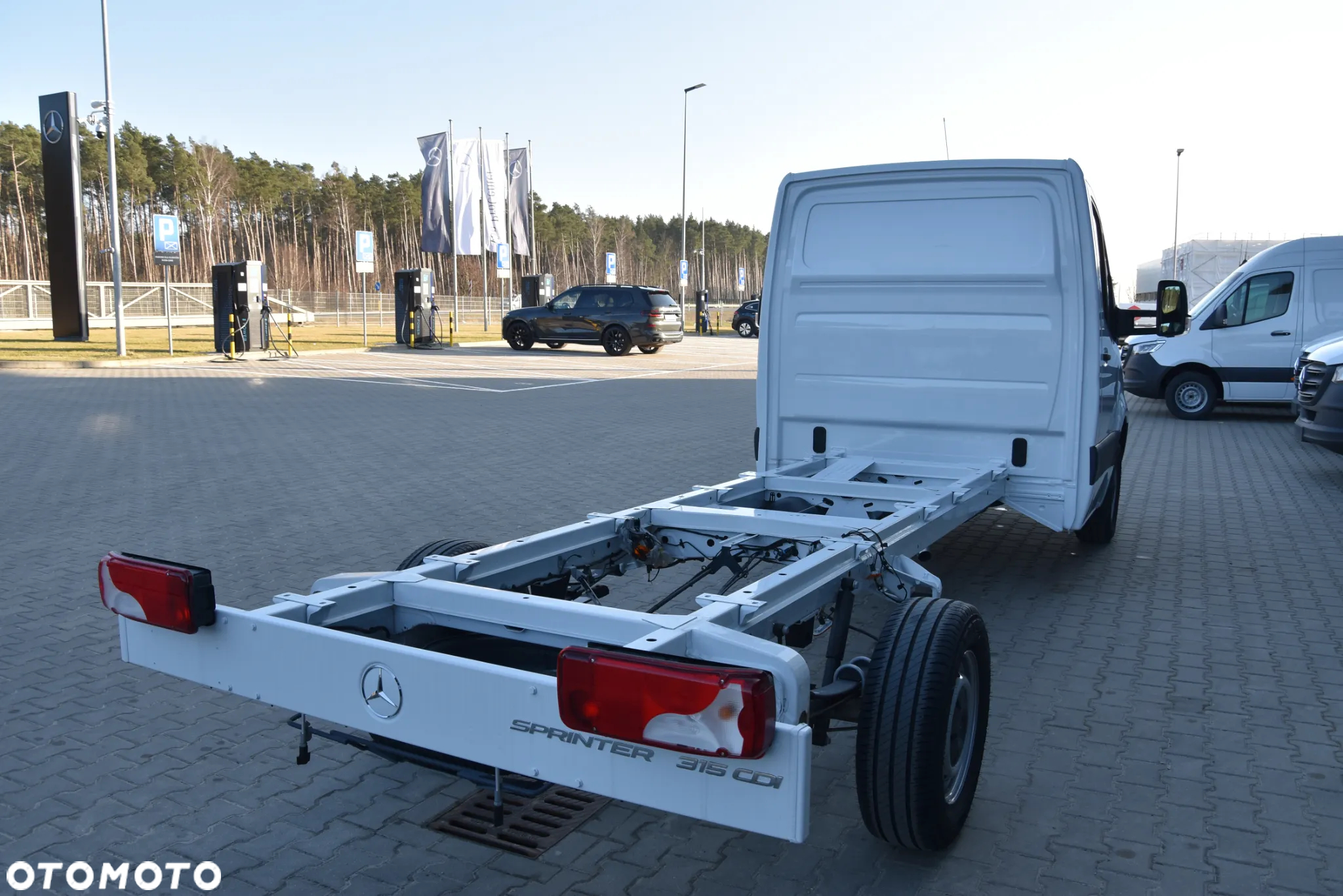 Mercedes-Benz Sprinter - 6