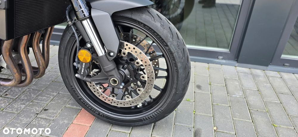Honda CB - 7