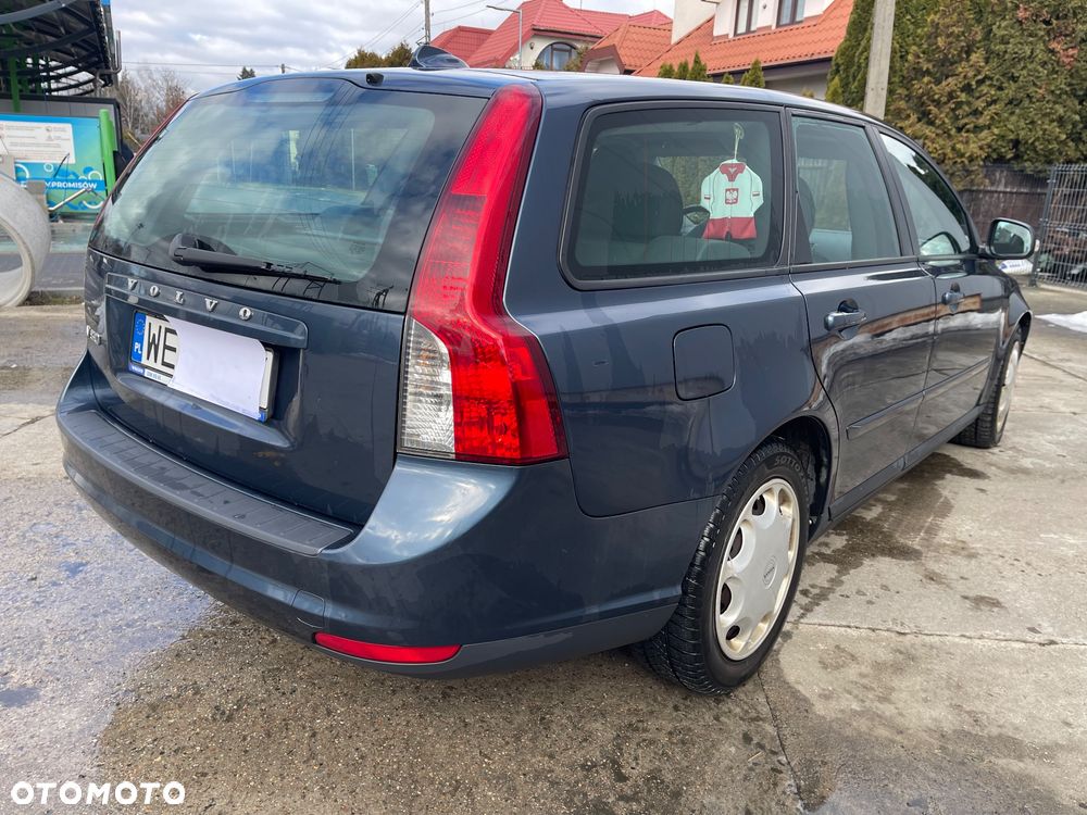 Volvo V50 2.0D Momentum - 8