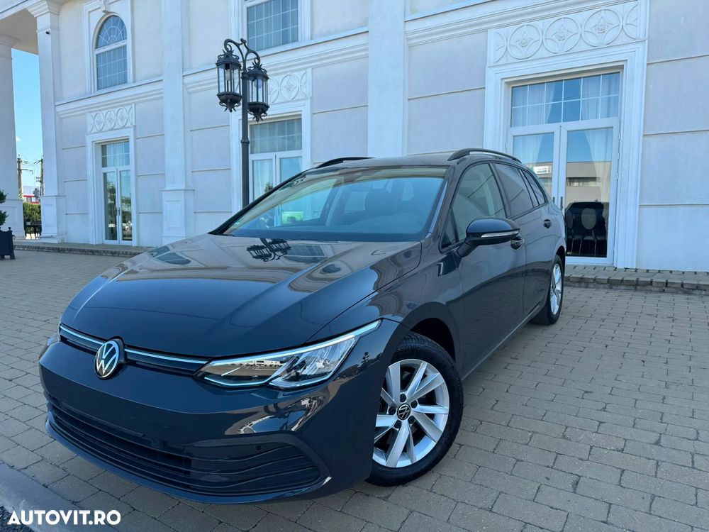 Volkswagen Golf - 1