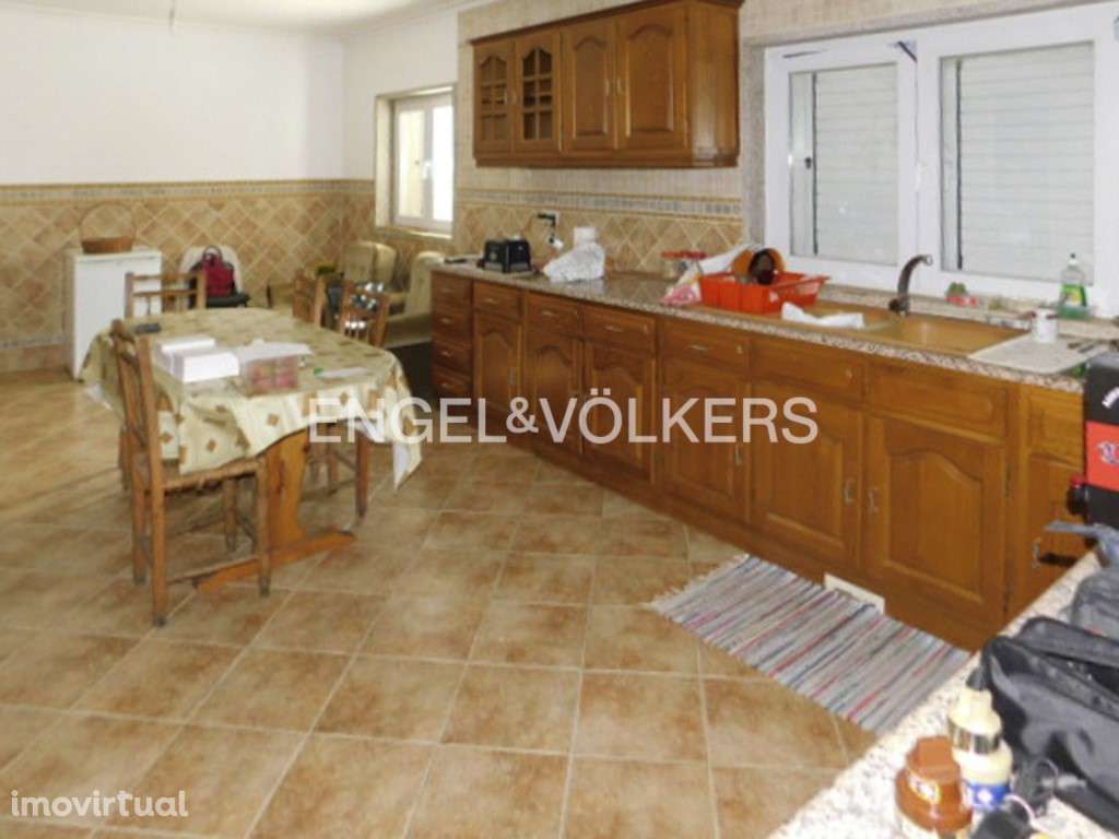 Moradia T6 em Belmonte + Terreno 5.000 metros quadrados - Grande imagem: 4/38