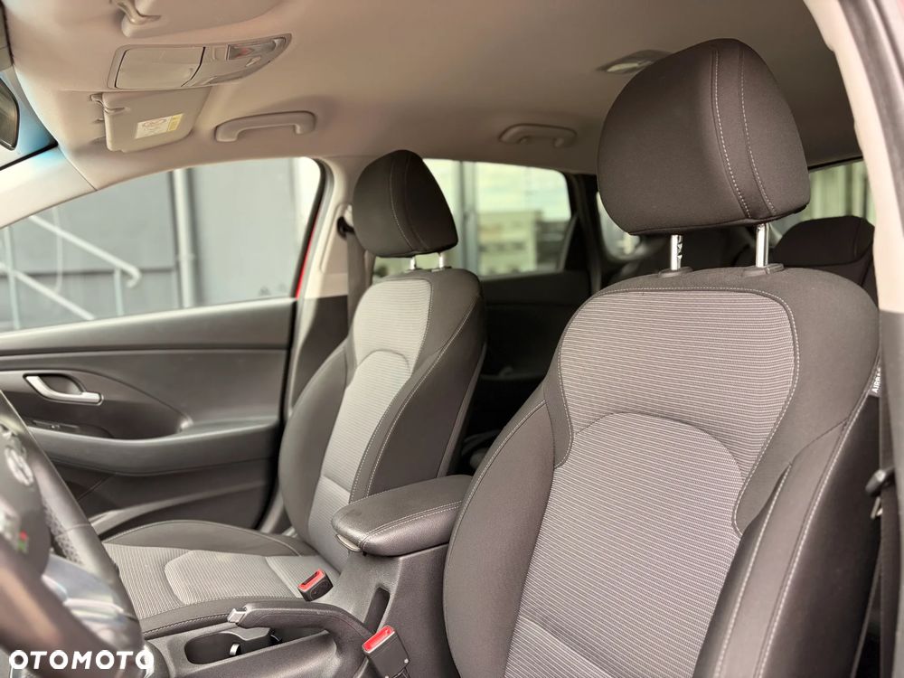 Hyundai i30 1.4 Comfort - 20