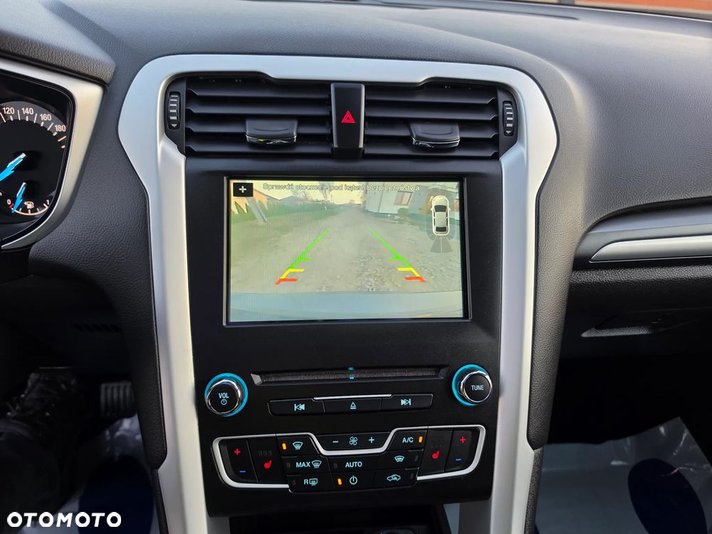 Ford Mondeo 2.0 TDCi Titanium - 34