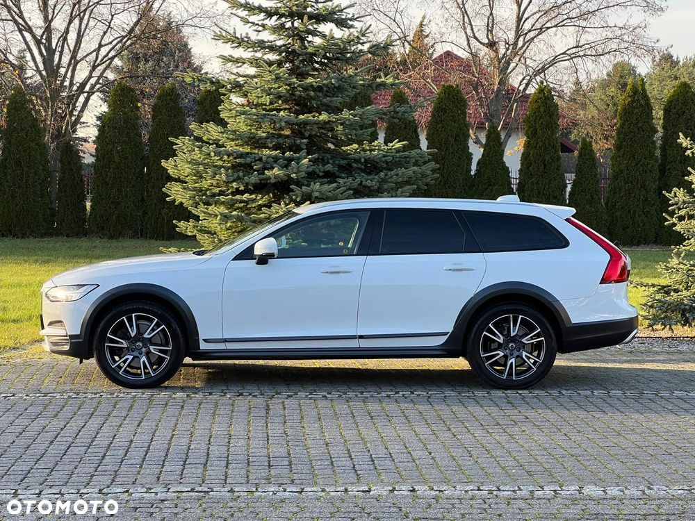 Volvo V90 Cross Country D5 AWD Pro - 14