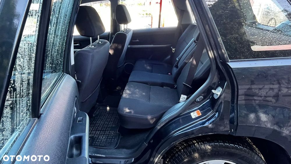 Suzuki Grand Vitara 2.0 Comfort + - 21