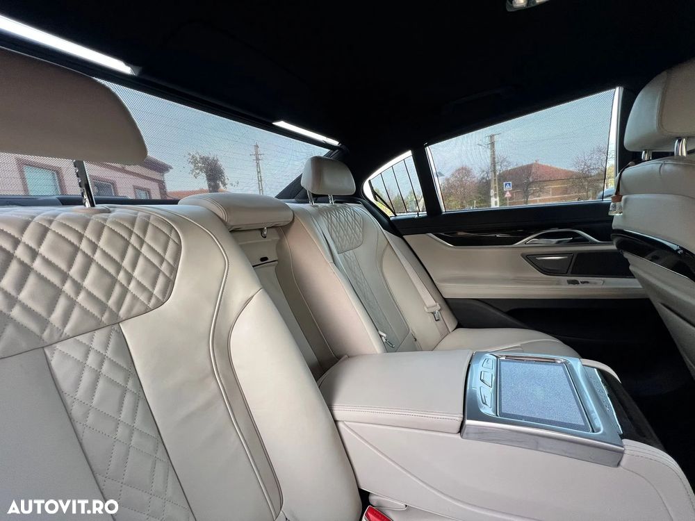 BMW Seria 7 740d xDrive - 10