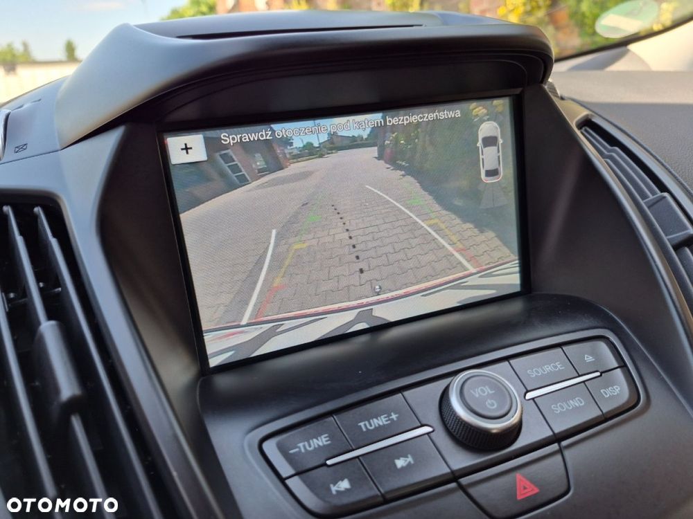 Ford Kuga - 15