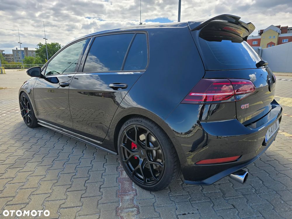 Volkswagen Golf VIII 2.0 TSI GTI DSG - 8
