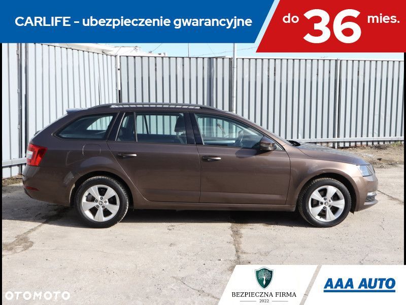 Skoda Octavia - 8