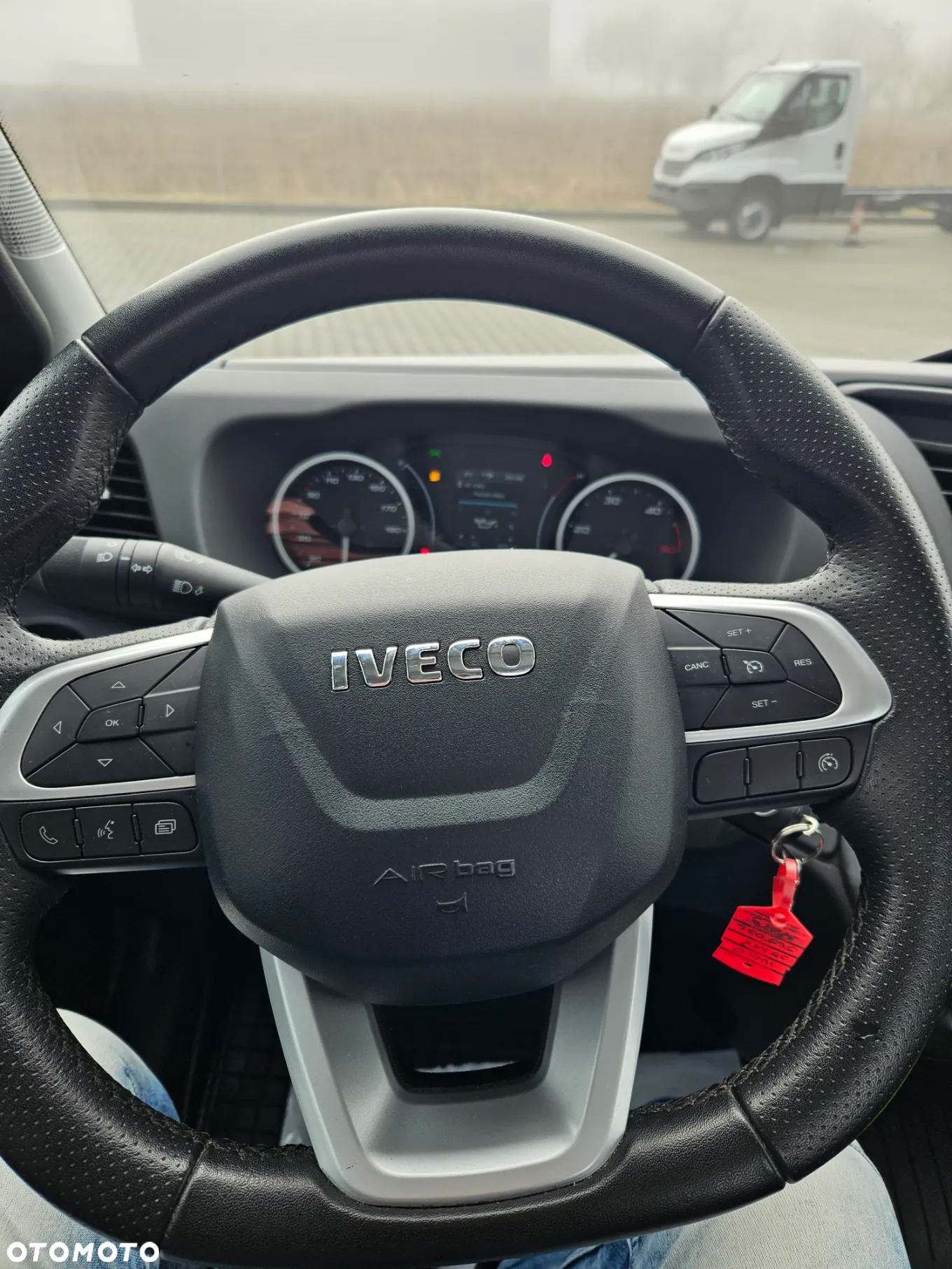 Iveco 35S18 stock  (31059) - 17